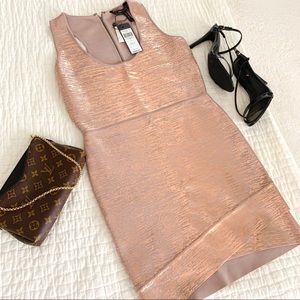 BCBG rose gold Gisela foil-print cocktail dress